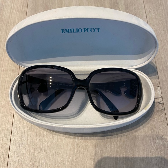 EMILIO PUCCI ✨ - Picture 2 of 13